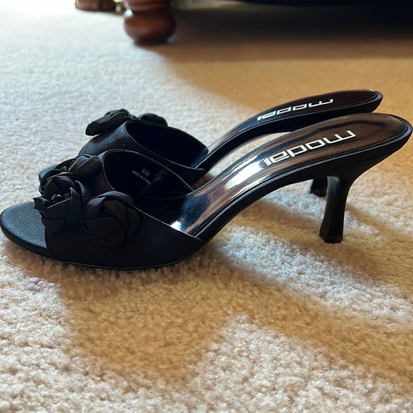 Moda Spana Black Satin Heels